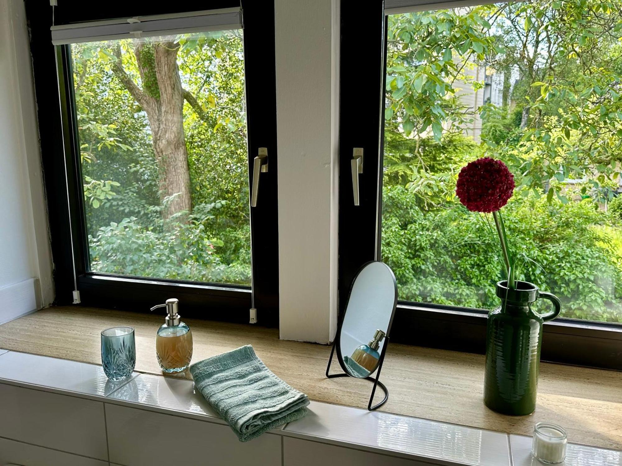 Idyllisches Zentrales Appartment - 24 H Check Inn Flensburg Kültér fotó